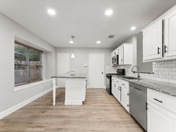 1111 Tanglewild Lane, Richmond TX 77406