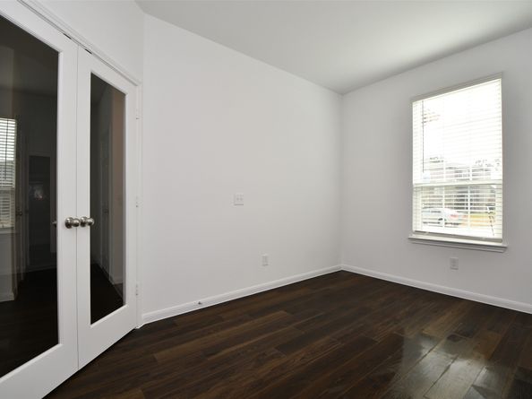 7329 Madison Commons Lane, Houston TX 77075