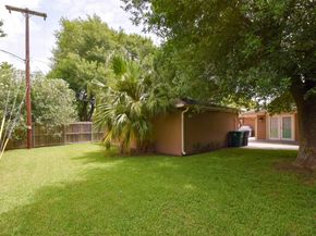 9030 Quebec Drive, Houston TX 77096