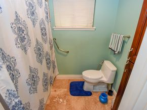 9030 Quebec Drive, Houston TX 77096