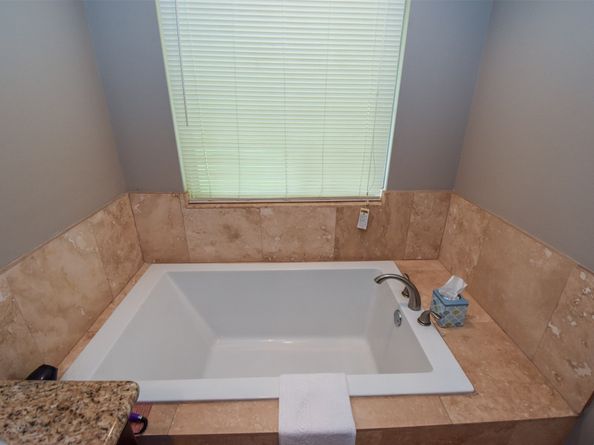 9030 Quebec Drive, Houston TX 77096