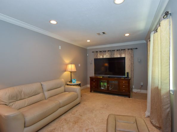 9030 Quebec Drive, Houston TX 77096