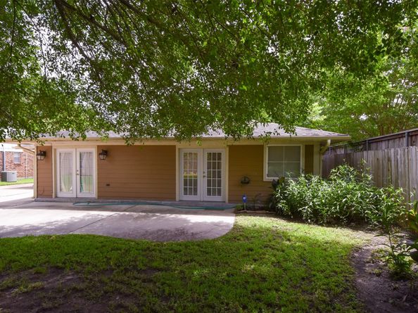 9030 Quebec Drive, Houston TX 77096