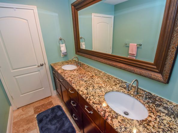 9030 Quebec Drive, Houston TX 77096