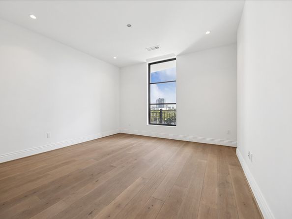 2323 San Felipe Street 602, Houston TX 77019