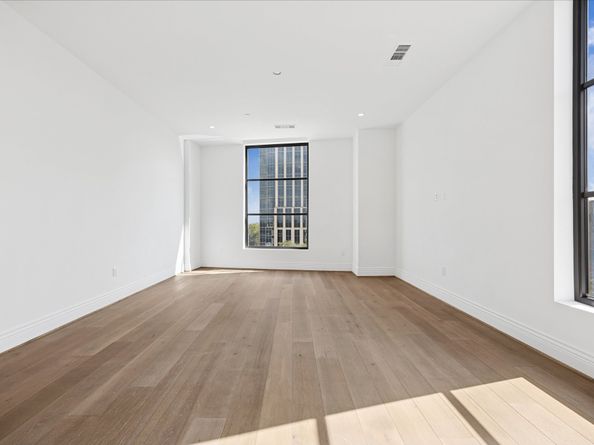 2323 San Felipe Street 602, Houston TX 77019