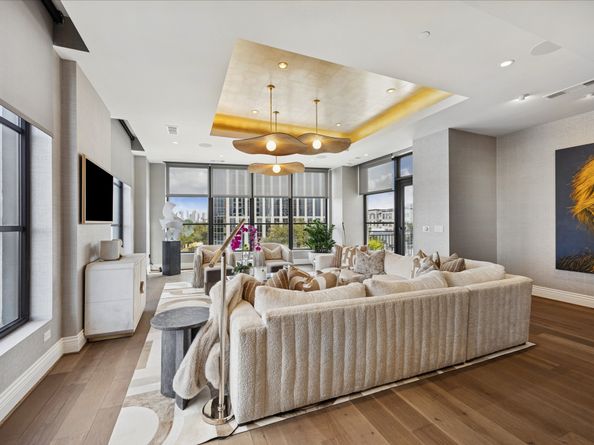 2323 San Felipe Street 602, Houston TX 77019