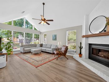 56 N Morningwood Court