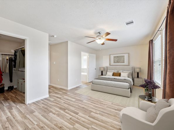 11718 Red Hummingbird Drive, Houston TX 77047