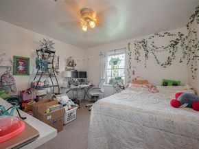 5322 Winding Way Drive, Houston TX 77091