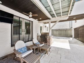 1741 Banks Street, Houston TX 77098
