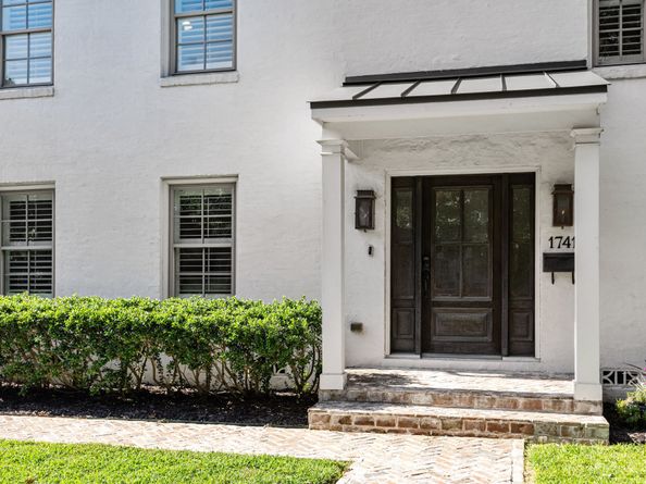 1741 Banks Street, Houston TX 77098