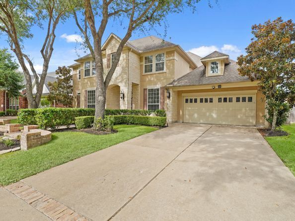 1619 Caledonia Trail, Sugar Land TX 77479
