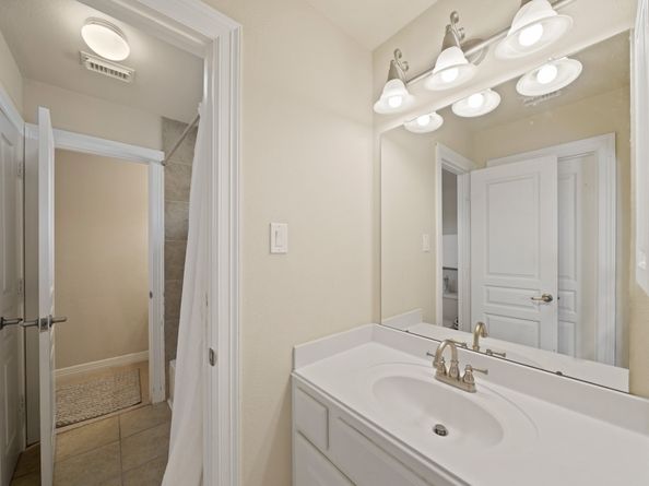 1619 Caledonia Trail, Sugar Land TX 77479