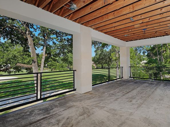 5 Buttonbush Court, The Woodlands TX 77380