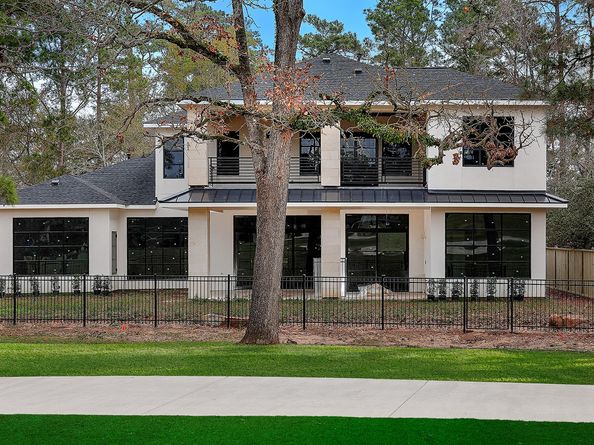5 Buttonbush Court, The Woodlands TX 77380