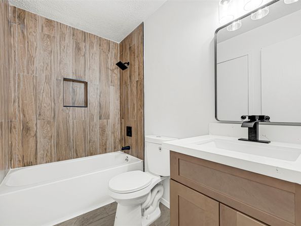 15231 Silverman Street, Houston TX 77598