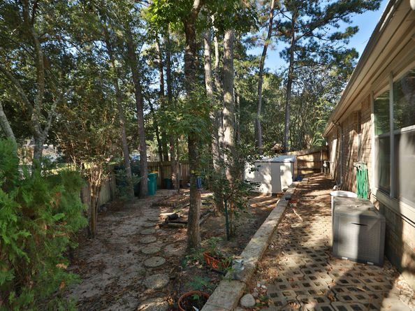 155 W Drifting Shadows Circle, The Woodlands TX 77385