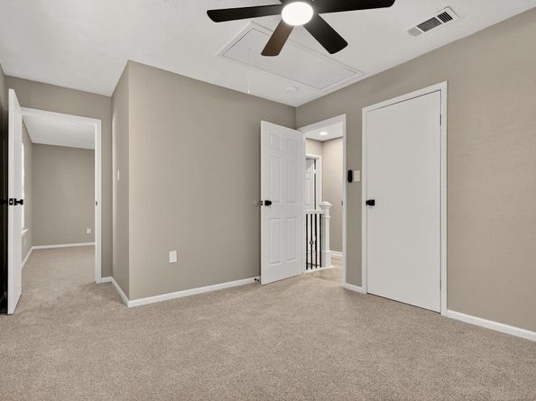 19 Hickory Oak Drive, The Woodlands TX 77381
