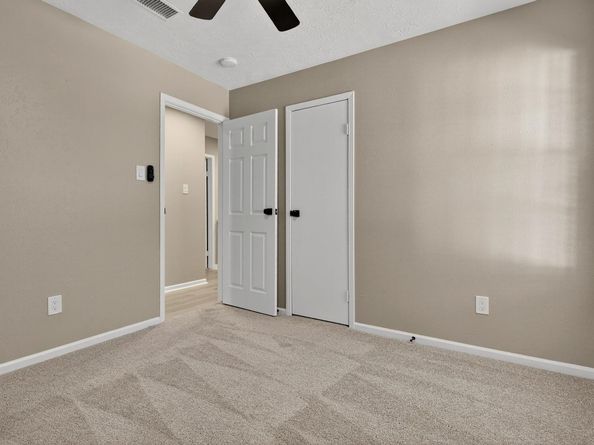 19 Hickory Oak Drive, The Woodlands TX 77381
