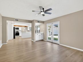 19 Hickory Oak Drive, The Woodlands TX 77381