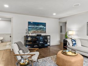 5739 Valkeith Drive, Houston TX 77096