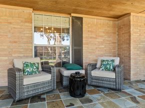 5739 Valkeith Drive, Houston TX 77096
