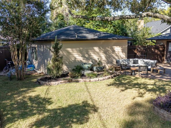 5739 Valkeith Drive, Houston TX 77096