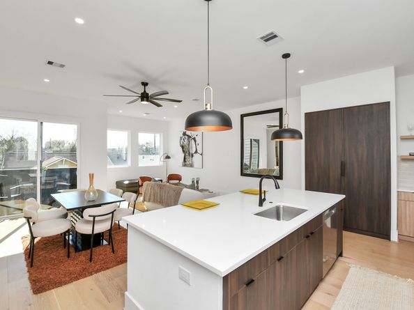 319 N Nagle Street, Houston TX 77003