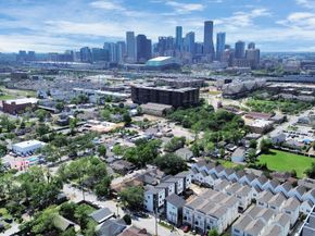 319 N Nagle Street, Houston TX 77003