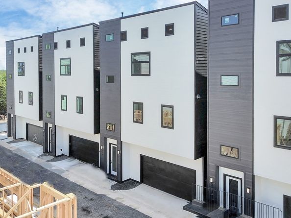 319 N Nagle Street, Houston TX 77003