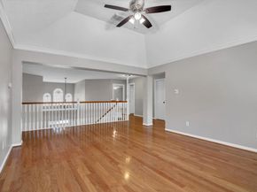 4015 Park Circle Way, Houston TX 77059