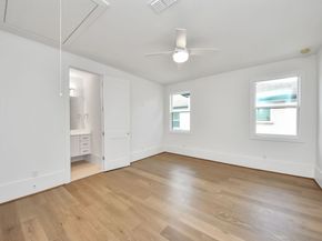 1638 Wakefield Drive, Houston TX 77018