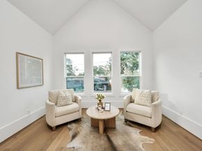 1638 Wakefield Drive, Houston TX 77018