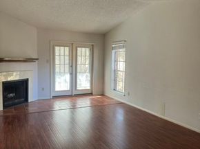 1515 Sandy Springs Road 2002, Houston TX 77042