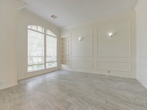 1315 Crescent Parkway Court, Houston TX 77094