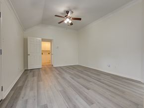 1315 Crescent Parkway Court, Houston TX 77094