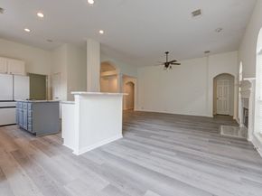 1315 Crescent Parkway Court, Houston TX 77094