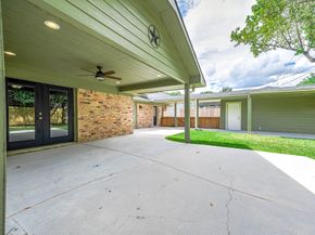 6030 Warm Springs Road, Houston TX 77035