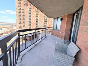 412 Harmon Cove Tower 412, Secaucus NJ 07094