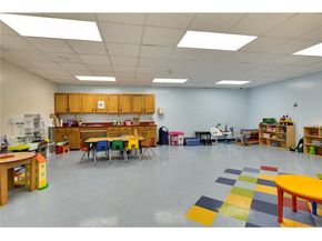 1705 Harmon Cove Tower 1705, Secaucus NJ 07094