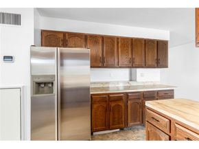 1705 Harmon Cove Tower 1705, Secaucus NJ 07094
