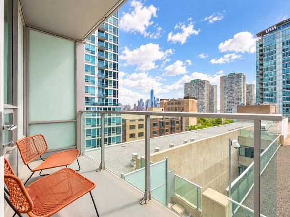 1 Shore Lane 1009, Jersey City NJ 07310