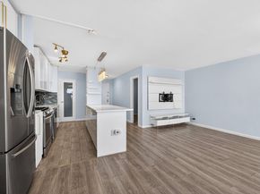 10 Huron Ave 8J, Jersey City NJ 07306