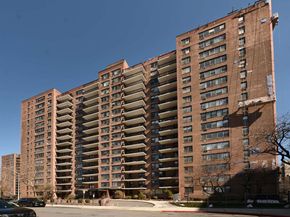 10 Huron Ave 8J, Jersey City NJ 07306