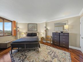 1015 Harmon Cove Tower, Secaucus NJ 07094
