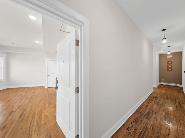 473 Newark Ave 201, Jersey City NJ 07306