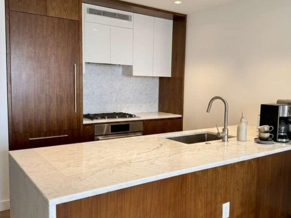75 Park Lane 1504, Jersey City NJ 07310