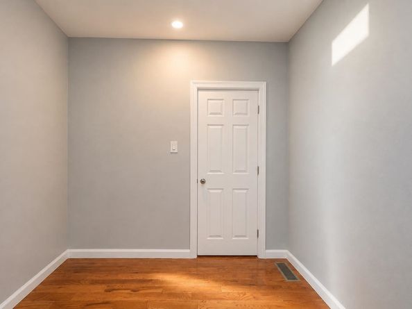 62 Van Reypen St, Jersey City NJ 07306