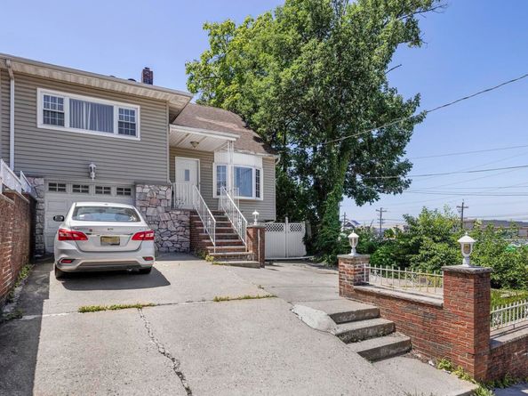 1703 81st St, North Bergen NJ 07047